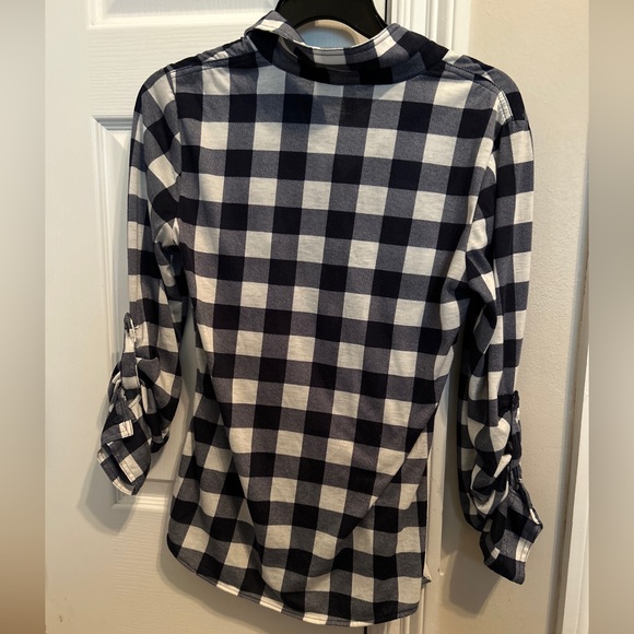 Bella D | Women's Blue and White Plaid Button Up Flannel Shirt | Size Small - Picture 3 of 3